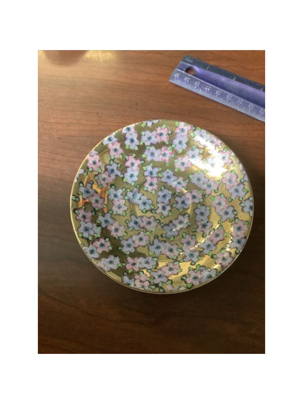 Lmari? Japan- Floral Chintz on gold